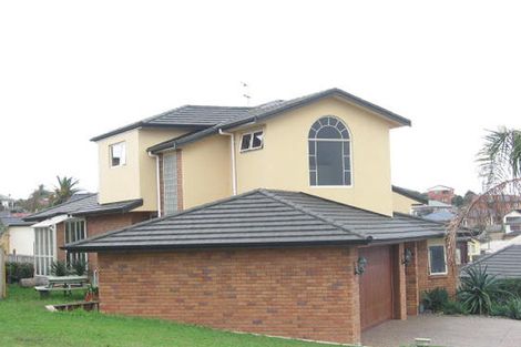 Photo of property in 39 San Bernadino Drive, Henderson, Auckland, 0612