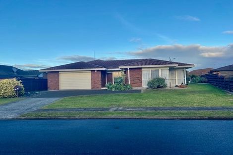 Photo of property in 11 Ngamotu Place, Mount Maunganui, 3116