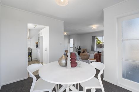 Photo of property in 35 Jupiter Street, Milson, Palmerston North, 4414