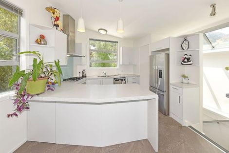 Photo of property in 10a Cornwall Road, Lyttelton, 8082