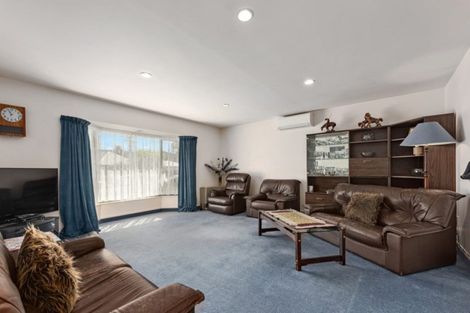 Photo of property in 31 Seddon Street, Wallaceville, Upper Hutt, 5018