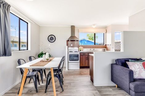 Photo of property in 79 Moore Street, Leamington, Cambridge, 3432