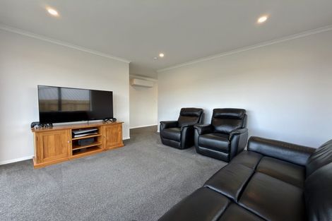 Photo of property in 7 Matata Road, Kenepuru, 5022