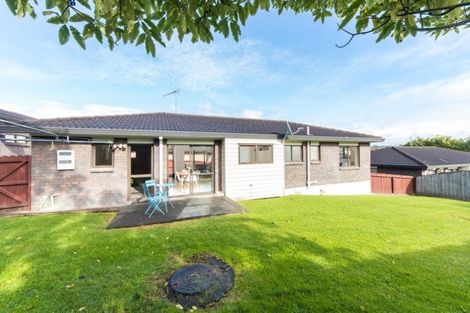 Photo of property in 1/111 Sturges Road, Henderson, Auckland, 0612