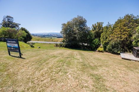 Photo of property in 12 Hau Whiti Place, Kimbolton, 4774