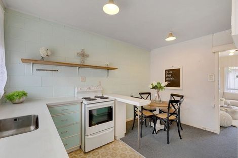 Photo of property in 3/12 Jillett Street, Titahi Bay, Porirua, 5022