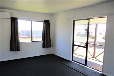Photo of property in 8 Beech Place, Owhata, Rotorua, 3010