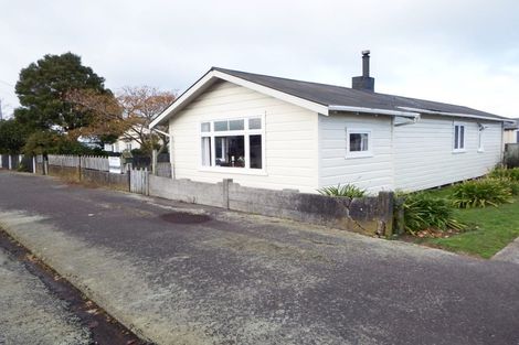 Photo of property in 25 Hunia Street, Marton, 4710