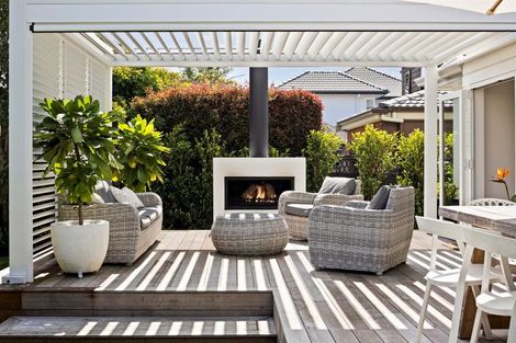 Photo of property in 44 Milford Road, Milford, Auckland, 0620