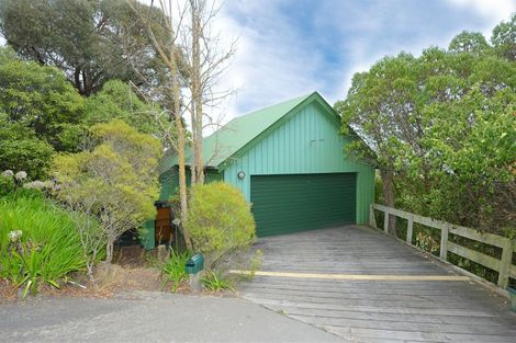 Photo of property in 11 Osmond Lane, Mount Pleasant, Christchurch, 8081