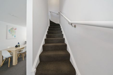 Photo of property in 4/24 Princess Terrace, Newtown, Wellington, 6021