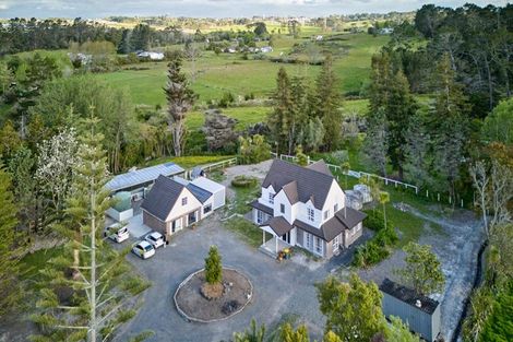 Photo of property in 150 Nixon Road, Taupaki, Henderson, 0782