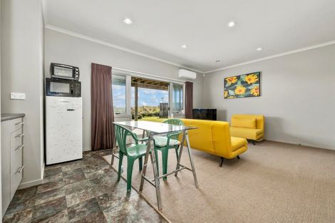 Photo of property in 3 Mariri Place, Waitarere Beach, Levin, 5510
