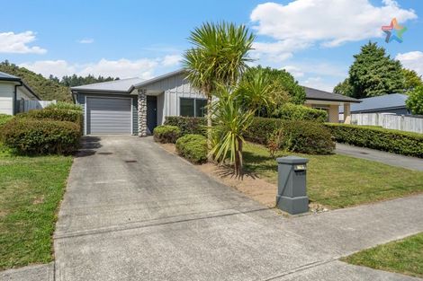 Photo of property in 67 Farmer Crescent, Taita, Lower Hutt, 5011
