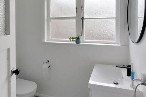 Photo of property in 173 Oxford Terrace, Epuni, Lower Hutt, 5011