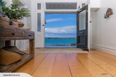 Photo of property in 40 King Edward Parade, Devonport, Auckland, 0624