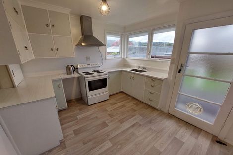 Photo of property in 3b Ferretti Grove, Avalon, Lower Hutt, 5011