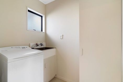 Photo of property in 2/5 Bolina Crescent, Pakuranga, Auckland, 2010