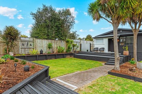 Photo of property in 37 Tamatea Road, Taupo, 3330