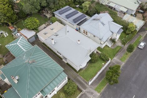 Photo of property in 16 Stanmore Road, Grey Lynn, Auckland, 1021