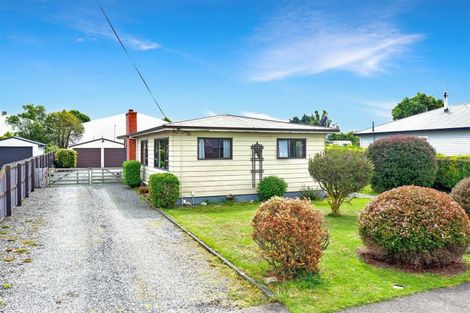 Photo of property in 98 Mcmurdo Street, Tinwald, Ashburton, 7700