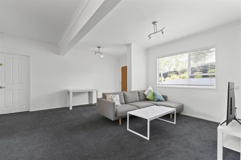 Photo of property in 6 Himalaya Drive, Half Moon Bay, Auckland, 2012