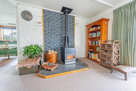 Photo of property in 8 Moorhouse Street, Waimate, 7924