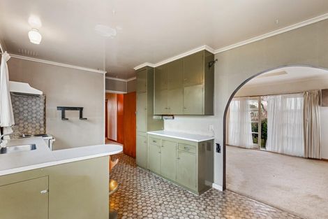 Photo of property in 7 Abbotleigh Avenue, Te Atatu Peninsula, Auckland, 0610