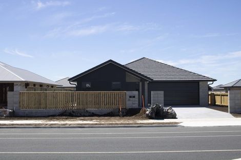 Photo of property in 205 Te Okuroa Drive, Papamoa, 3118