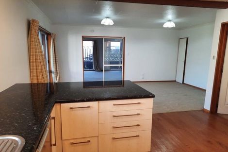 Photo of property in 6 Chokebore Place, Sockburn, Christchurch, 8042