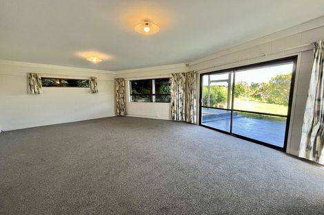 Photo of property in 34 Telstar Place, Beach Haven, Auckland, 0626