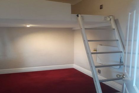 Photo of property in 6-10 Mudges Terrace, Newtown, Wellington, 6021