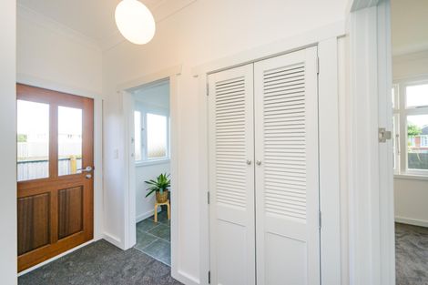 Photo of property in 57b Crewe Crescent, Hokowhitu, Palmerston North, 4410