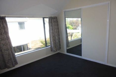 Photo of property in 70a Middlepark Road, Sockburn, Christchurch, 8042