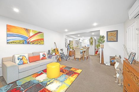 Photo of property in 2/14 London Street, Richmond, Christchurch, 8013