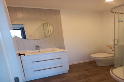 Photo of property in 6 Valhalla Drive, Beach Haven, Auckland, 0626