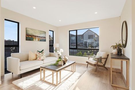 Photo of property in 4 Babos Avenue, Kumeu, 0810