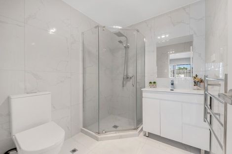 Photo of property in 11a Kimdale Place, Totara Heights, Auckland, 2105