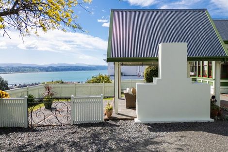 Photo of property in 119 Chaucer Road, Hospital Hill, Napier, 4110
