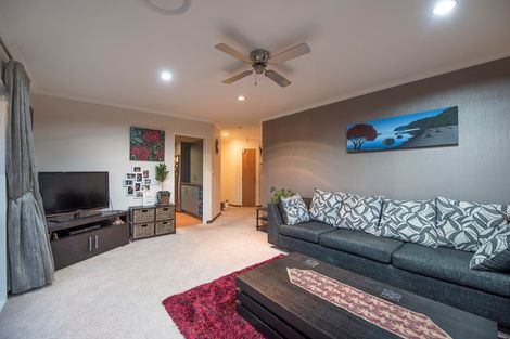 Photo of property in 156 Evans Road, Papamoa Beach, Papamoa, 3118