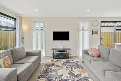 Photo of property in 7 Borthwick Street, Belfast, Christchurch, 8051