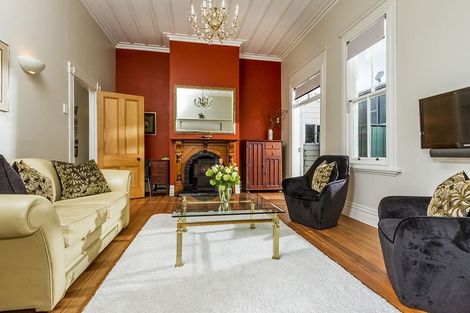 Photo of property in 59 Lake Road, Devonport, Auckland, 0624