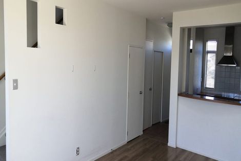 Photo of property in 34/2 Armoy Drive, East Tamaki, Auckland, 2016