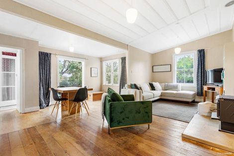 Photo of property in 4 Cardiff Street, Pukekohe, 2120