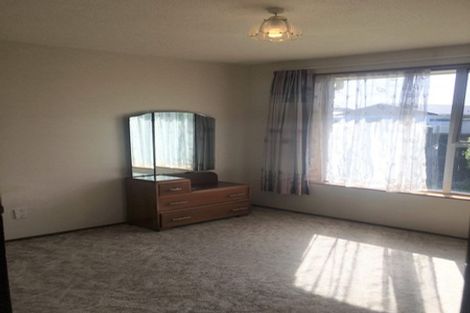 Photo of property in 28 Gibson Drive, Hornby, Christchurch, 8042