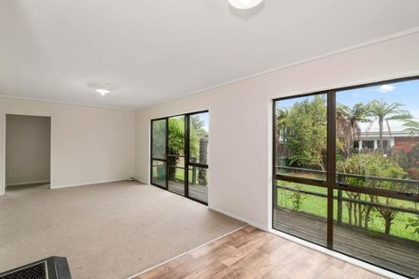 Photo of property in 34 Robinson Avenue, Holdens Bay, Rotorua, 3010