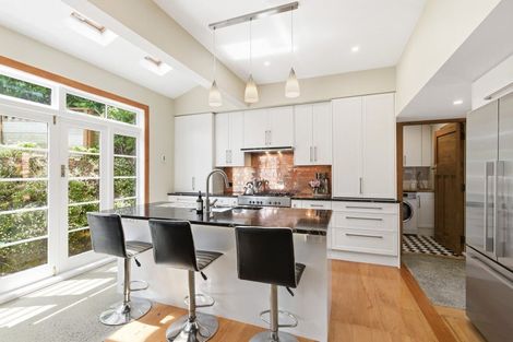 Photo of property in 17 Benares Street, Khandallah, Wellington, 6035