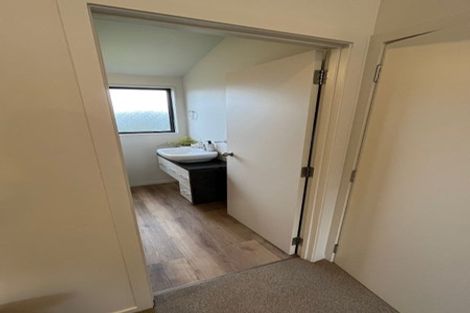 Photo of property in 24b Bethells Road, Waitakere, Auckland, 0816