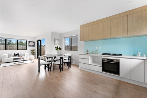 Photo of property in 22d Aorangi Place, Birkenhead, Auckland, 0626