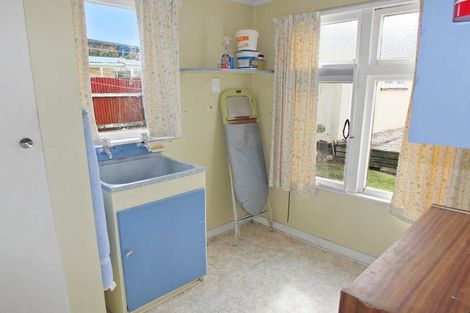 Photo of property in 21 Seabury Avenue, Foxton Beach, Foxton, 4815